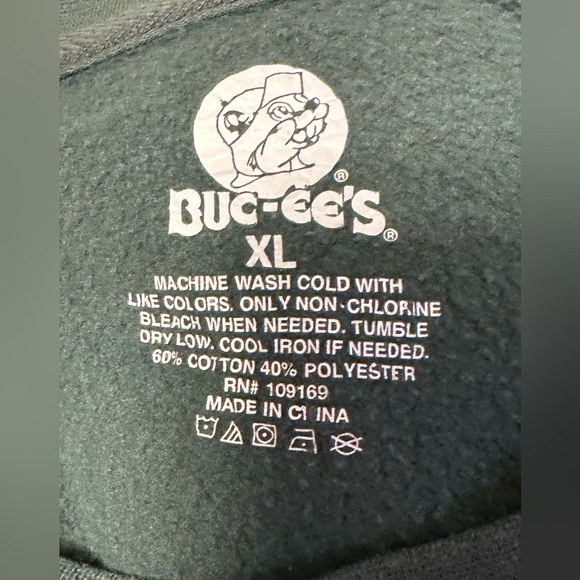 Bucees Christmas sweatshirt size XL - Picture 5 of 7